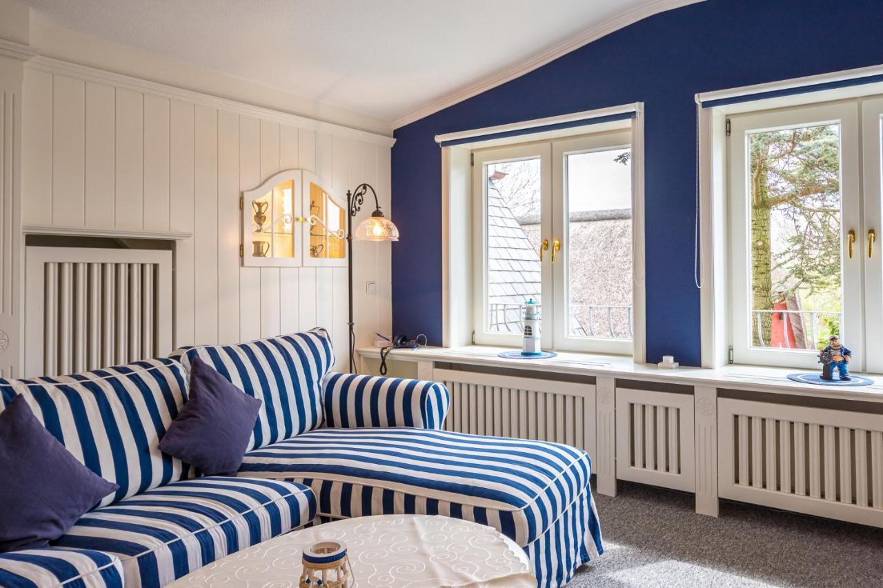 Inselhotel Arfsten Wyk auf Föhr Buitenkant foto