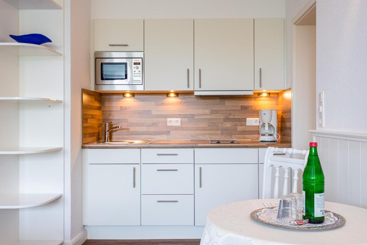 Inselhotel Arfsten Wyk auf Föhr Buitenkant foto