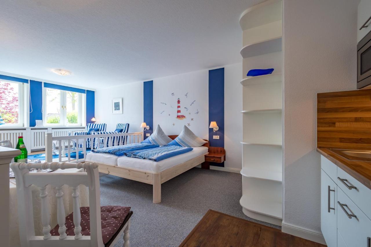 Inselhotel Arfsten Wyk auf Föhr Buitenkant foto