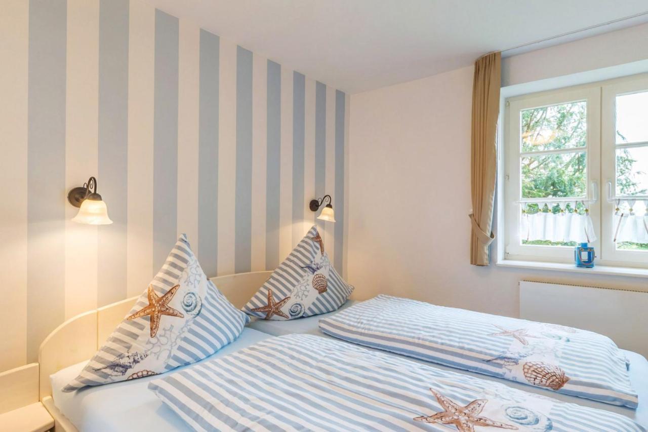 Inselhotel Arfsten Wyk auf Föhr Buitenkant foto