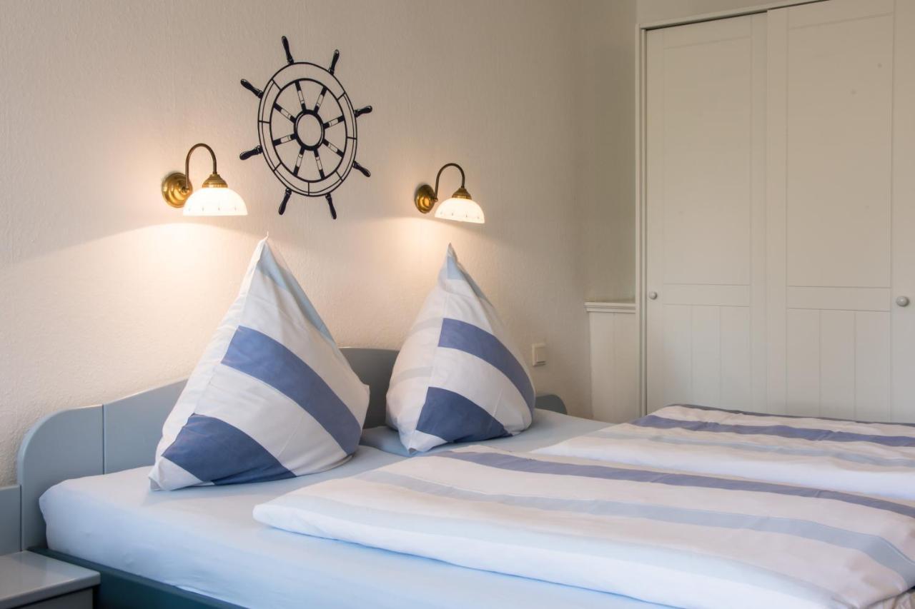 Inselhotel Arfsten Wyk auf Föhr Buitenkant foto