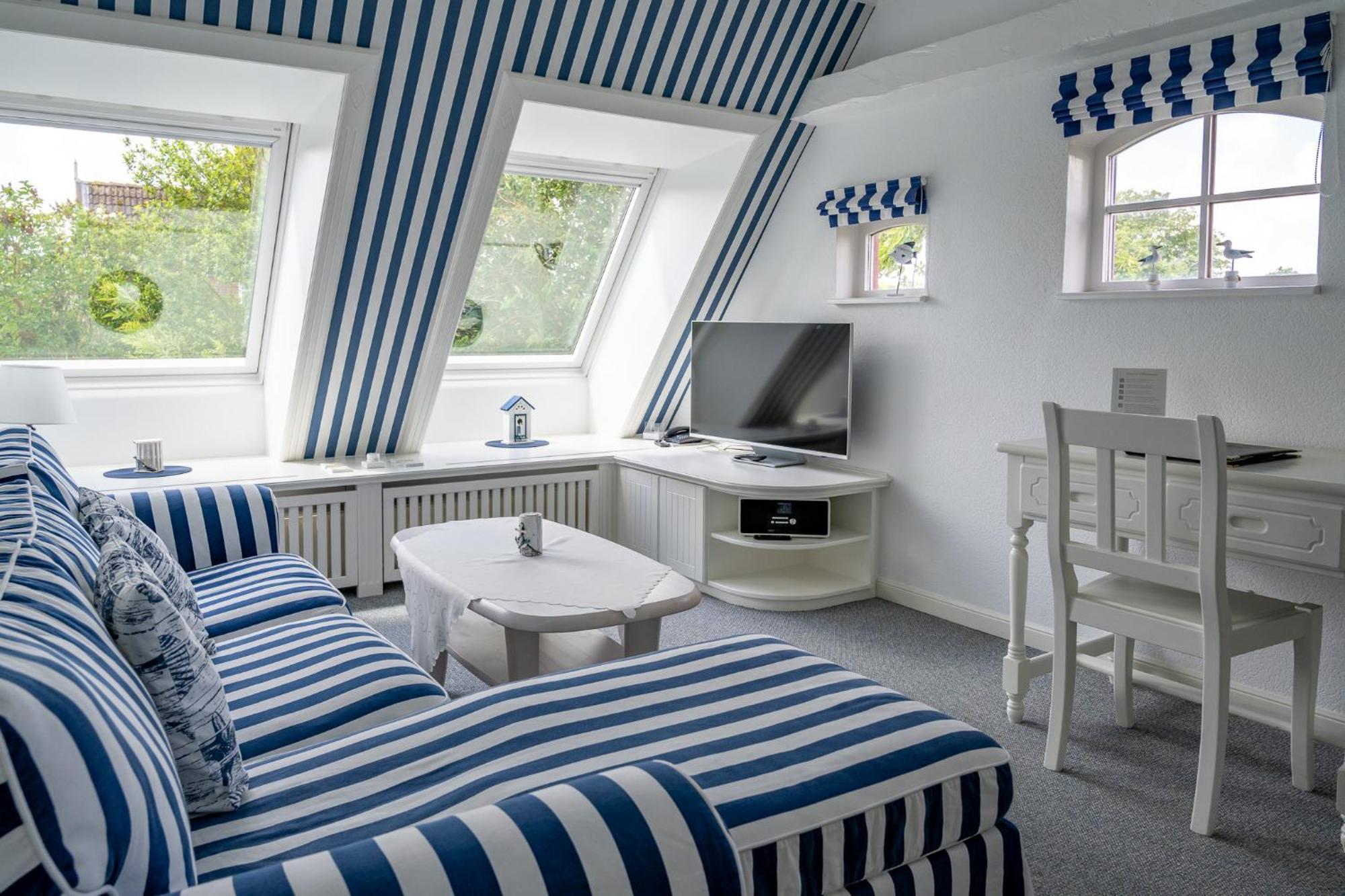 Inselhotel Arfsten Wyk auf Föhr Buitenkant foto